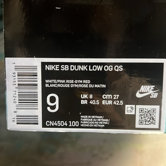 Nike Dunk Low OG SB QS x Parra size 9 - only worn once, box included - Picture 2 of 7
